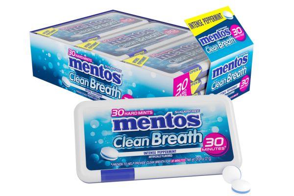 Is Mentos Clean Breath mints gluten free? Image of Mentos Clean Breath mints packaging, discussing gluten content and ingredients.